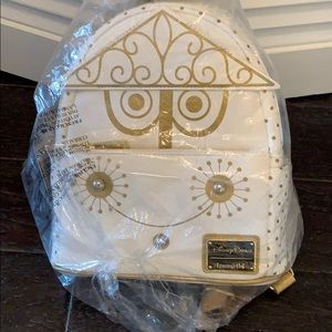 Disney It’s a small world clock backpack